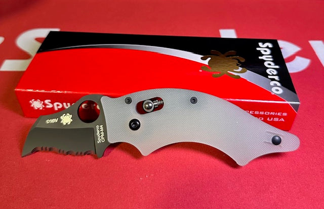 Spyderco Collector Club Dodo M4 Black Blade Serrated